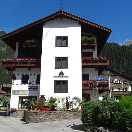 Appartementhaus Mayrhofen By Piaunddirk Eksteriør billede